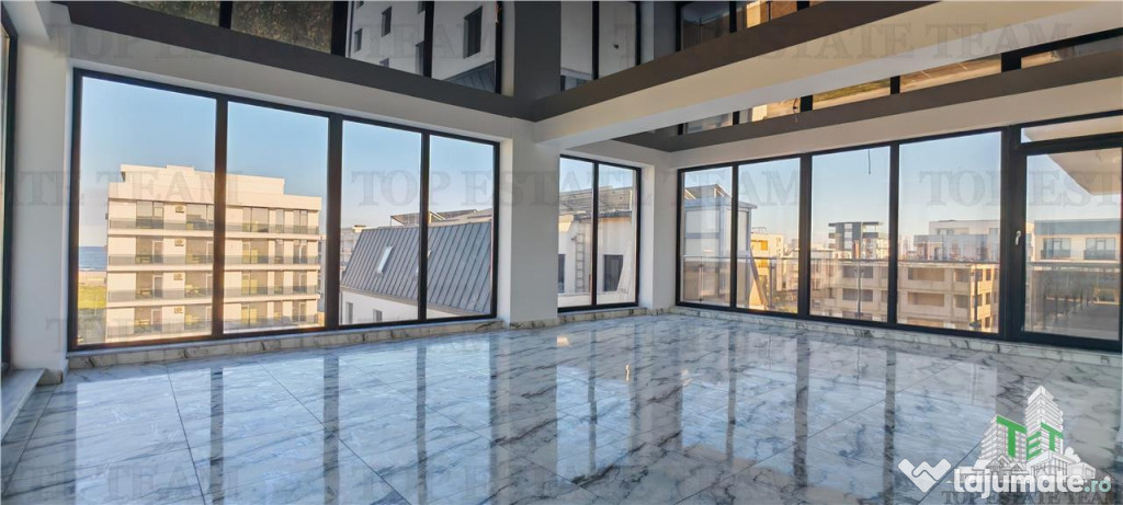 Penthouse cu vedere la mare, incalzire in pardoseala, tavane