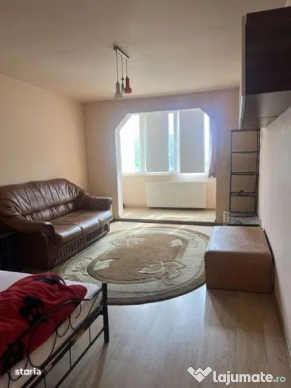 Apartament 2 camere, decomandat - zona Triaj