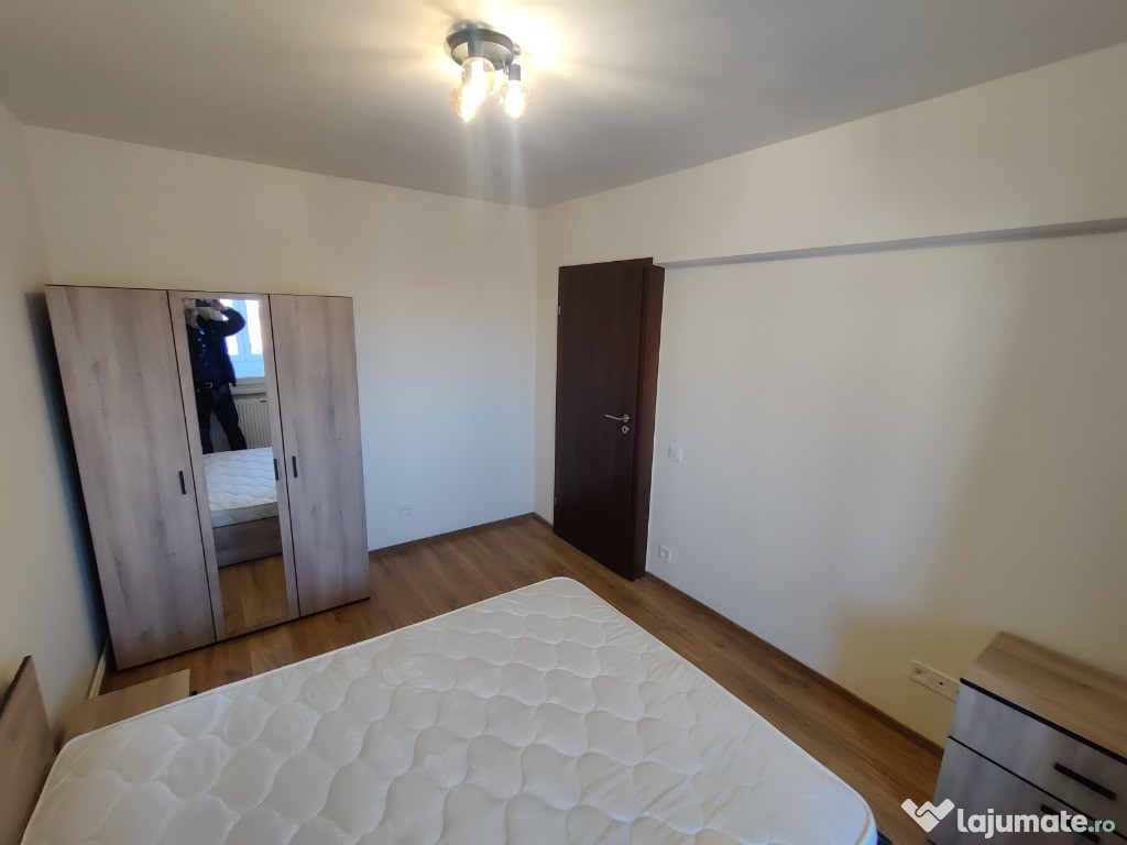Apartament central 3 camere decomandat renovat complet fara comision