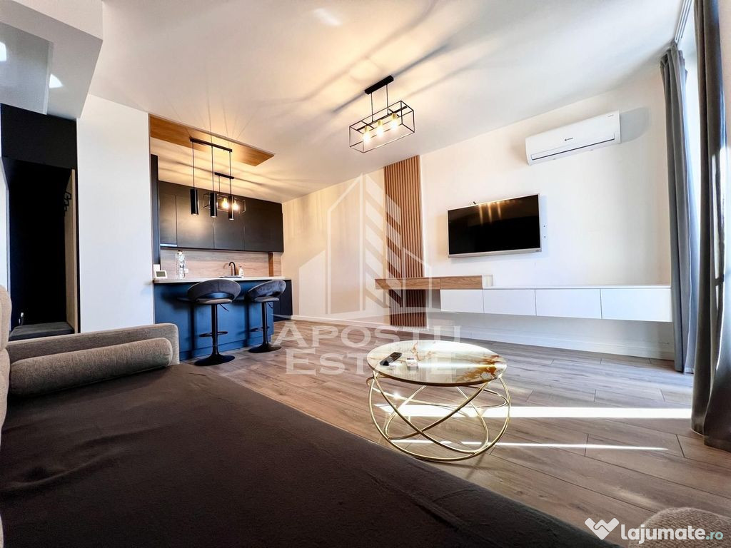 Apartament 2 camere, loc de parcare, curte proprie, Campe...
