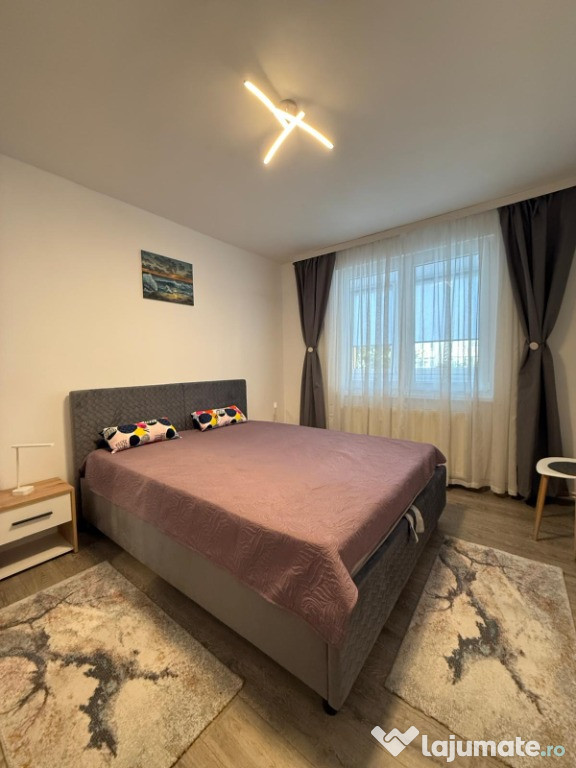 Apartament 3 camere decomandat-zona Astra