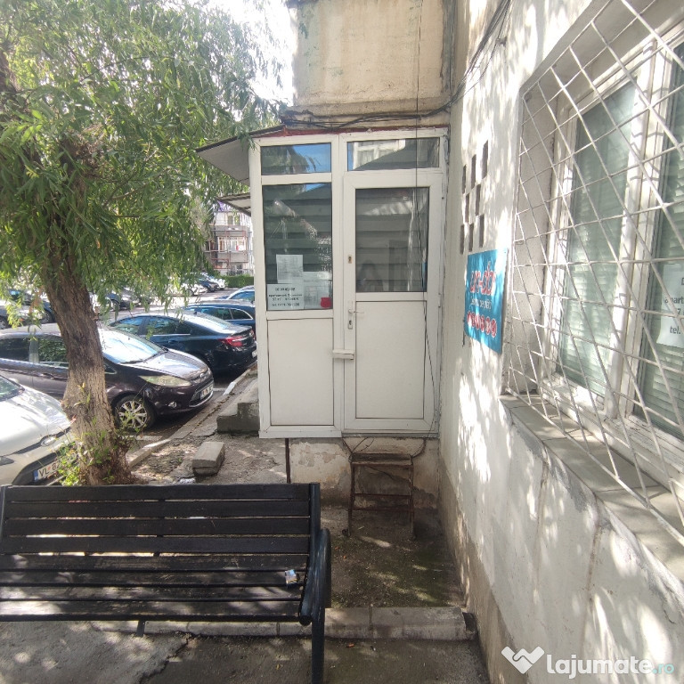 Apartament 3 camere, parter, Ostroveni