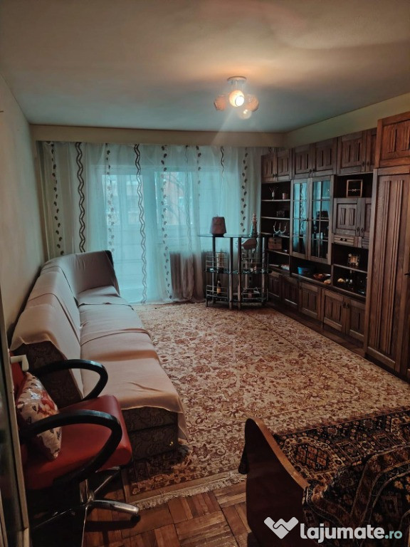 Apartament 2 camere decomandate , zona Centrala , Hunedoara