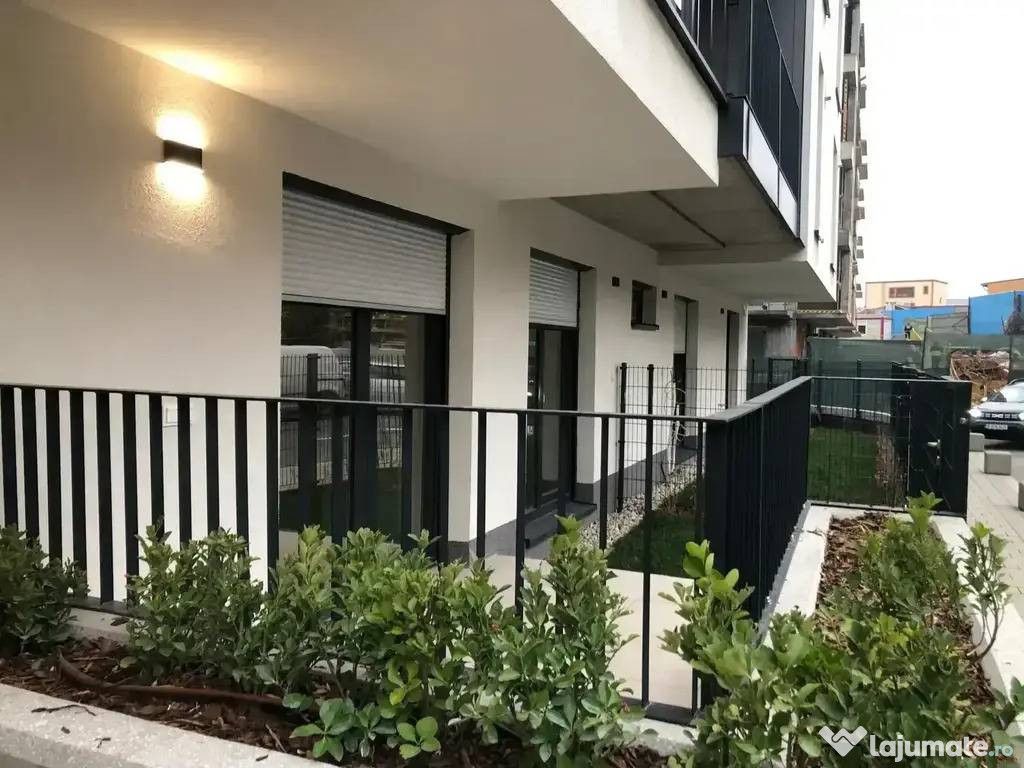 Ocazie 3 camere nou cu parcare si boxa zona Colentina