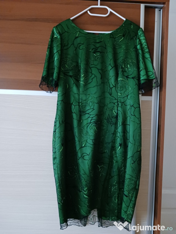 De vanzare, rochie eleganta!!