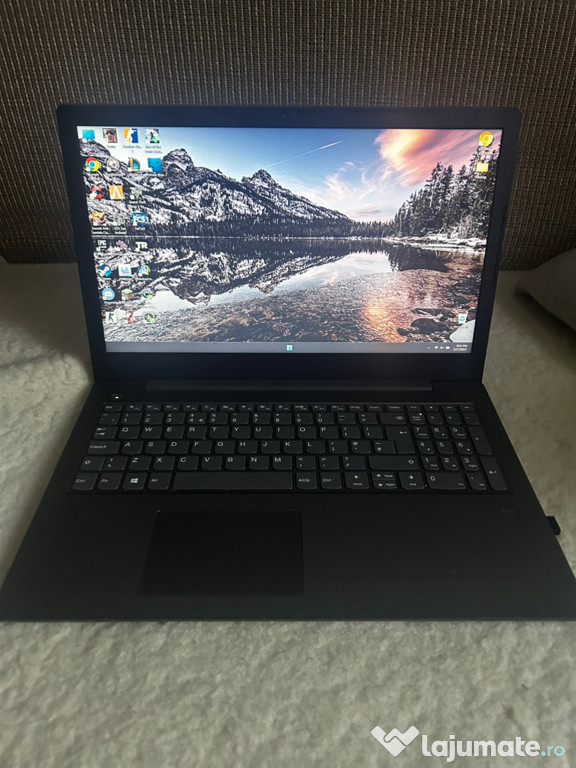 Laptop Lenovo 15.6 FULL HD