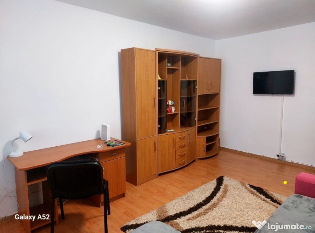 Apartament de închiriat