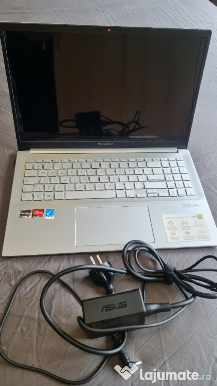Laptop Business Asus 15.6 M3500Q OLED PANTONE Ryzen 9 5900HX