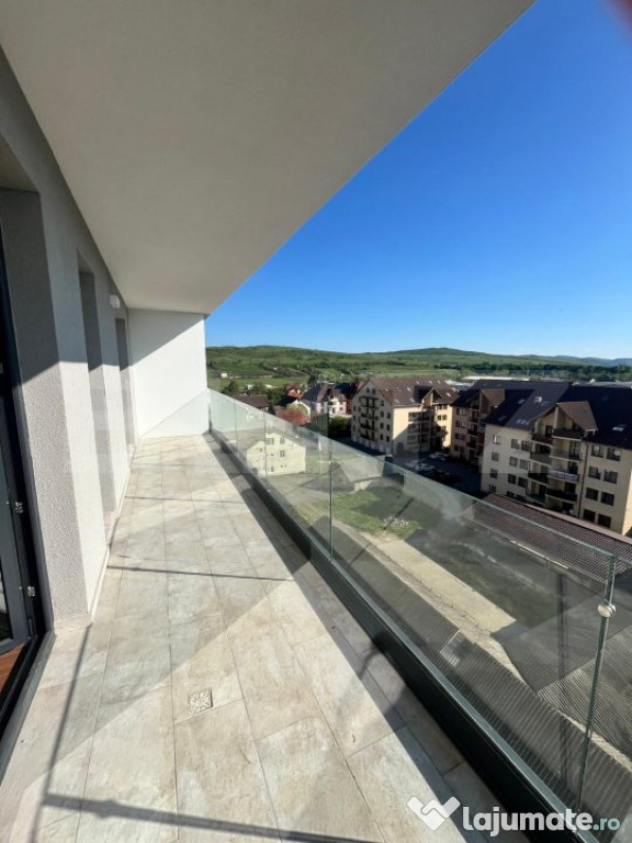 Apartament de vanzare, cu 2 camere, 50 mp, zona Independente