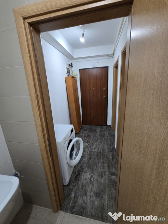 De vanzare garsoniera bulevardul metalurgiei 132