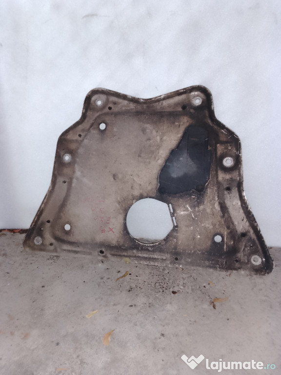 Scut motor metalic BMW X5 E70 3.0 Motorina 2008