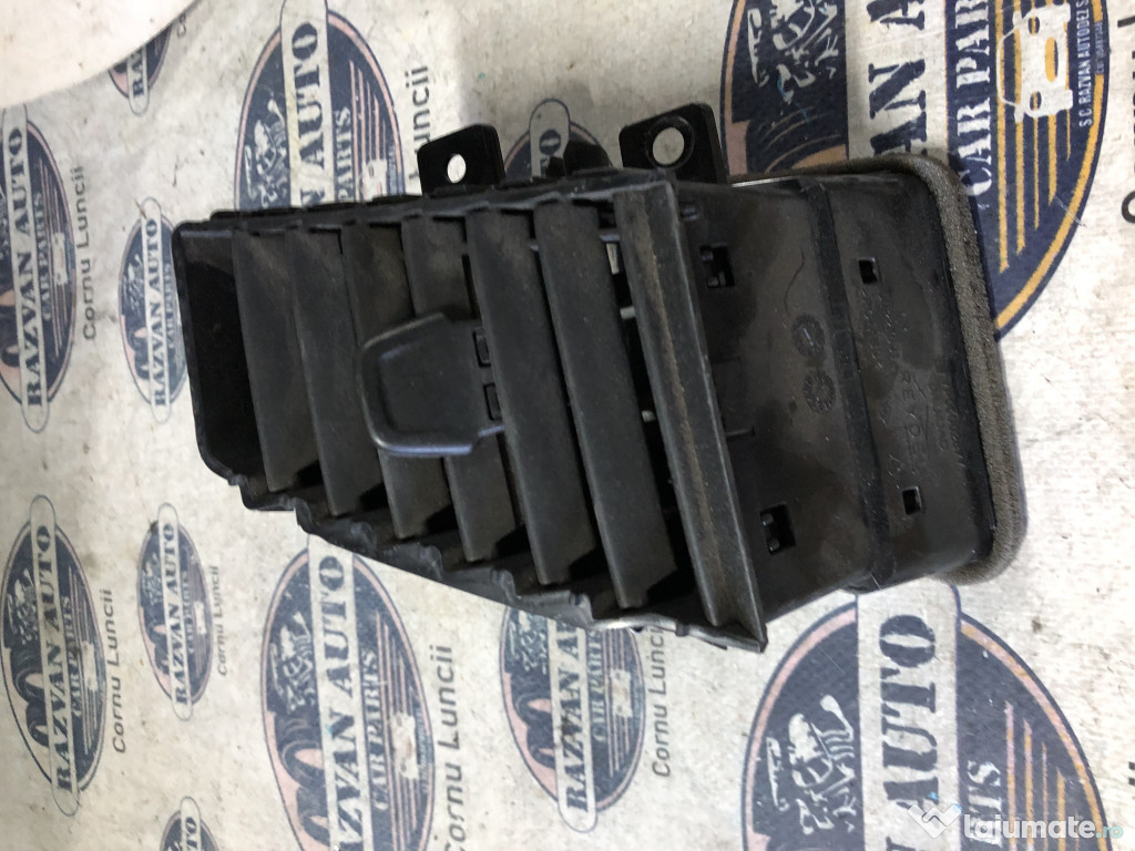 Grila ventilatie dreapta Opel Grandland X 2017