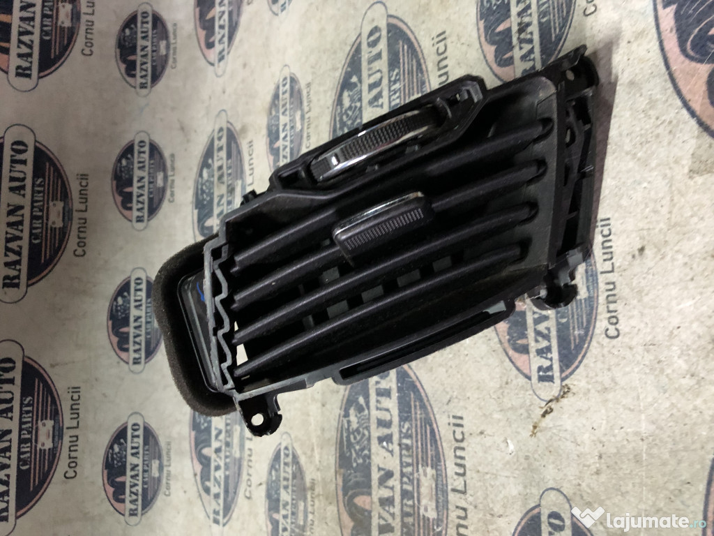 Grila ventilatie stanga Kia Sportage 2014