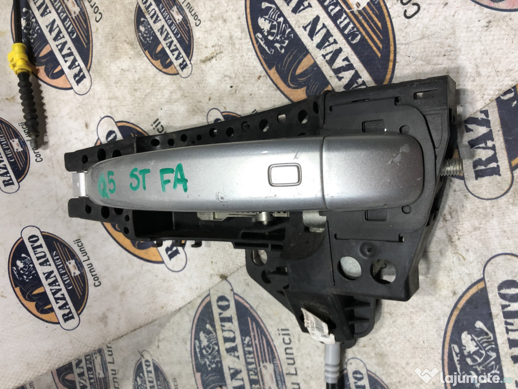 Maner exterior stanga fata Audi Q5 2010