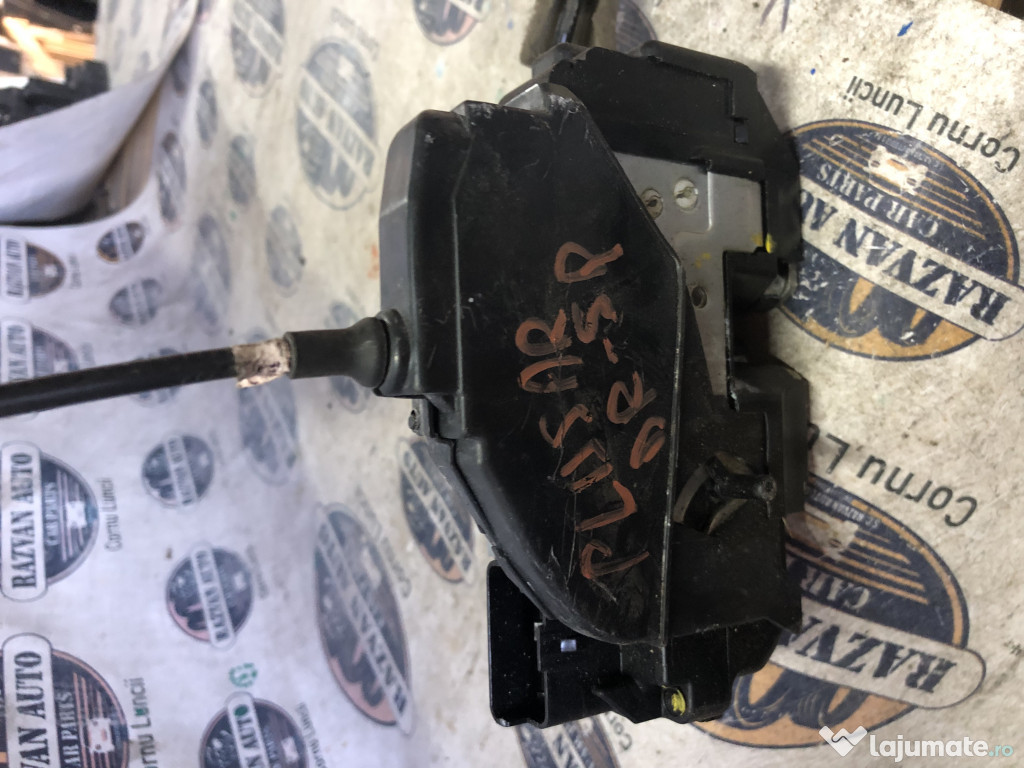 Broasca dreapta spate Nissan Pulsar 2015
