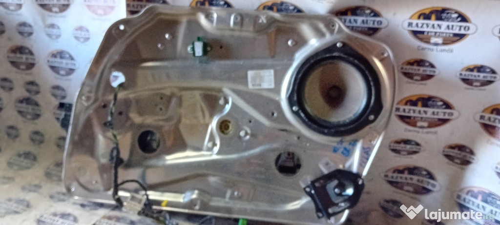 Macara geam dreapta fata Mercedes C-Class 2012