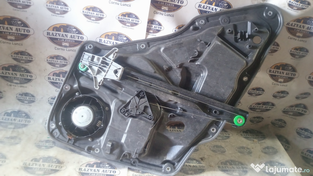 Macara geam dreapta fata Volkswagen Passat CC 2013