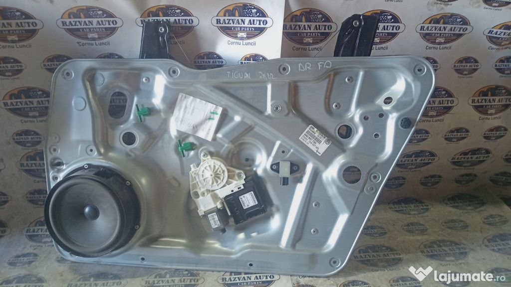 Macara geam dreapta fata Volkswagen Tiguan 2012