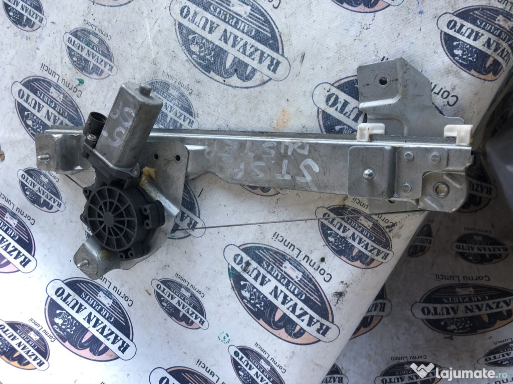 Macara geam stanga spate Dacia Duster 2014