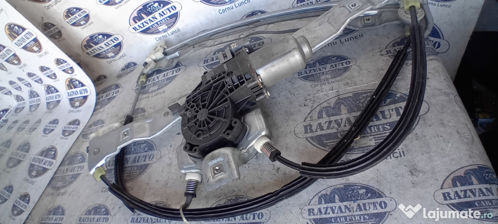 Macara geam stanga fata Citroen DS3