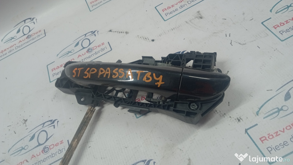 Maner exterior stanga spate Volkswagen Passat B7