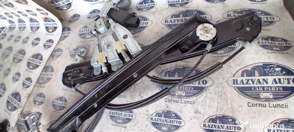 Macara geam stanga fata Opel Meriva 2010