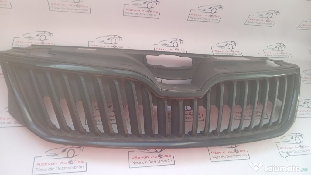 Grila superioara bara Skoda RAPID 2015