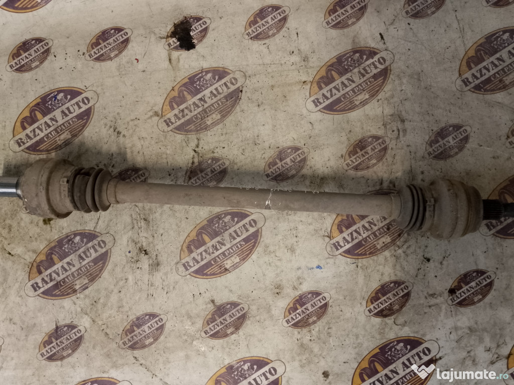 Planetara dreapta spate Mercedes ML 2.2 Motorina 2014