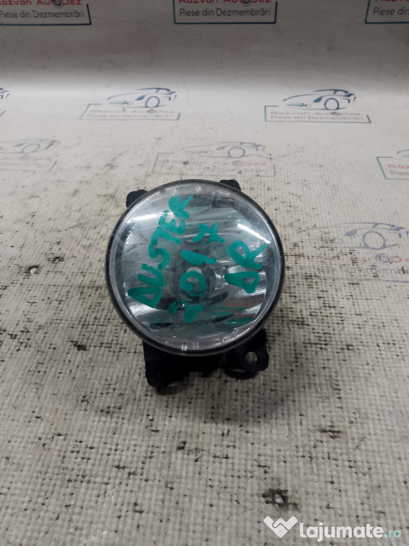 Proiector dreapta Dacia Duster 2017