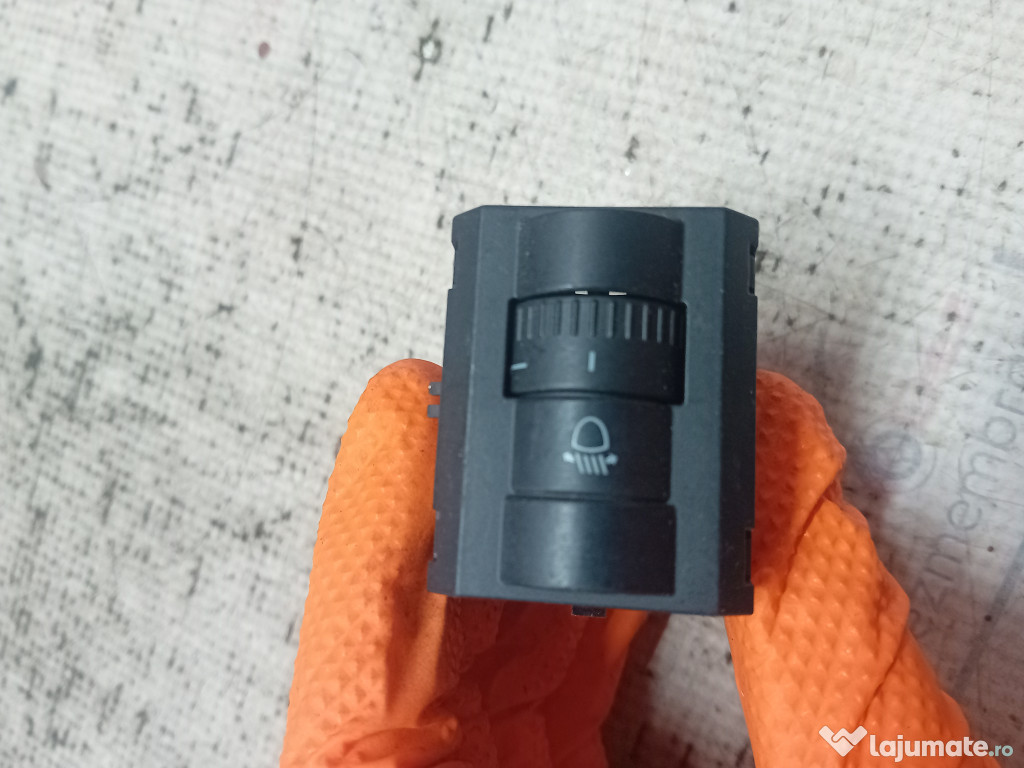 Buton intensitate luminii Skoda Fabia 2 2010
