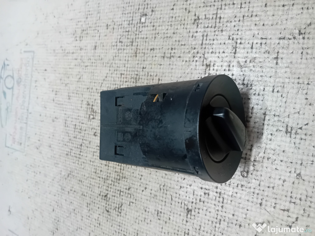 Bloc lumini Volkswagen Golf 4 2004