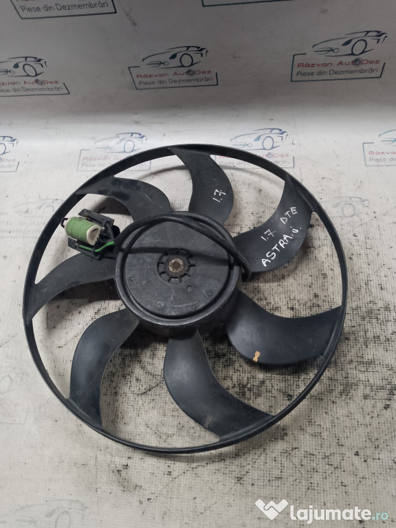 Electroventilator Opel Astra J 1.7 2011