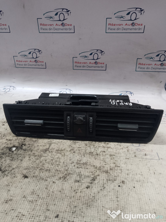 Grila ventilatie centrala Skoda RAPID 2015