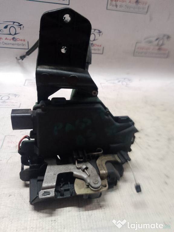 Broasca stanga spate Volkswagen Passat B5 2004