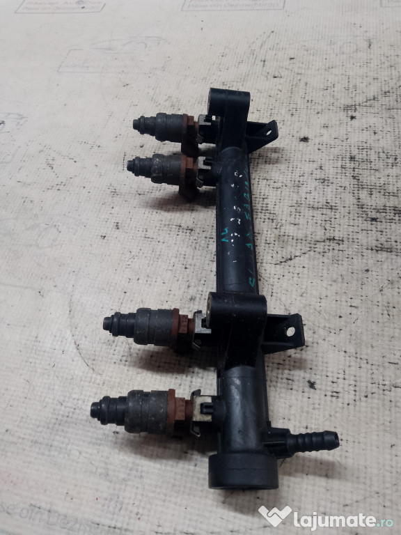 Rampa plus injectoare Skoda Fabia 1.4 2009