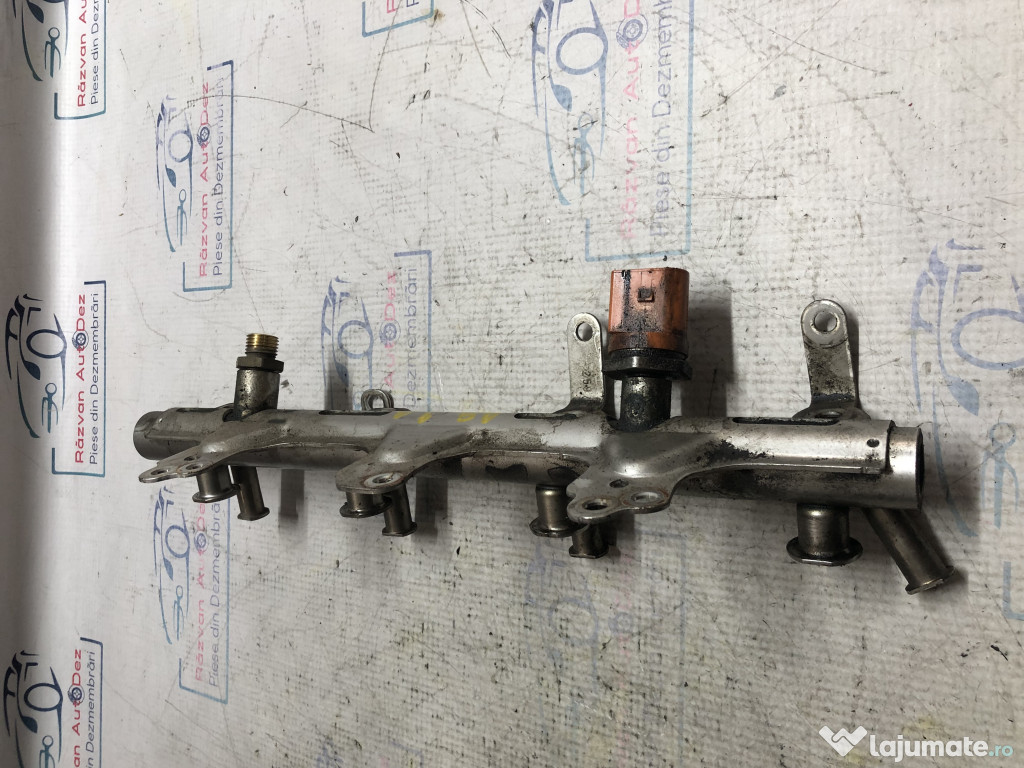 Rampa injectoare Audi A5 2.0 Benzina 2010