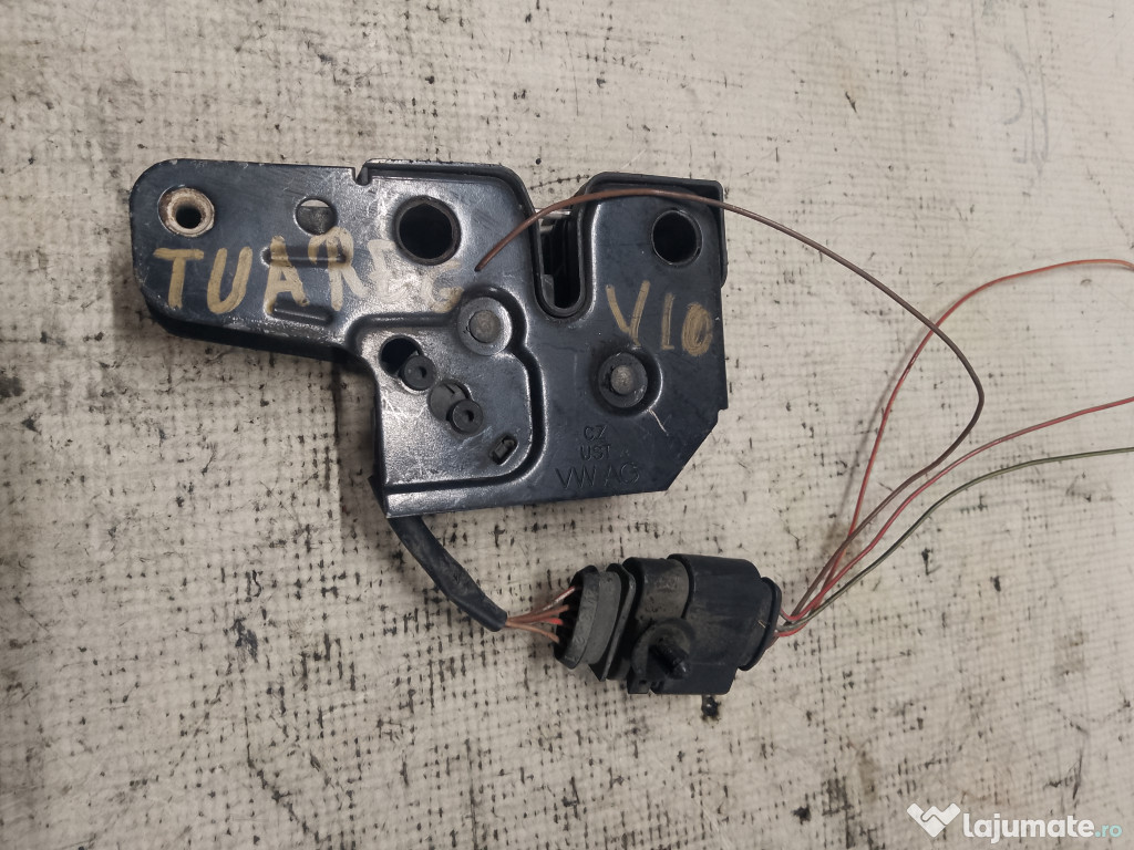 Broasca capota Volkswagen Touareg 2005