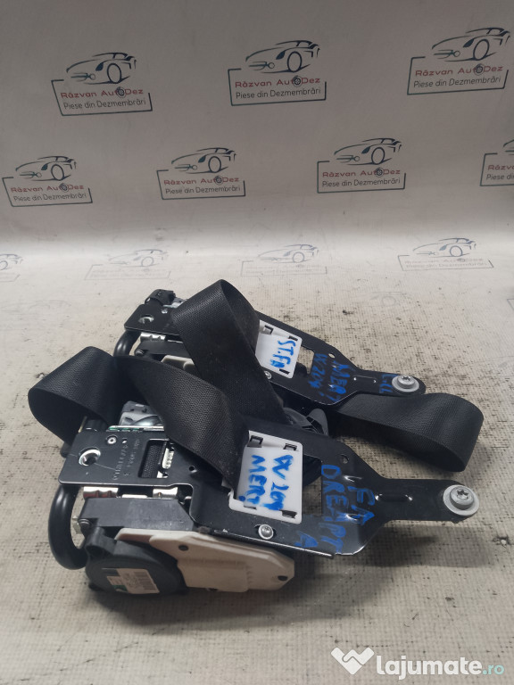 Set Centuri fata cu capsa Mercedes C-Class W204 2012