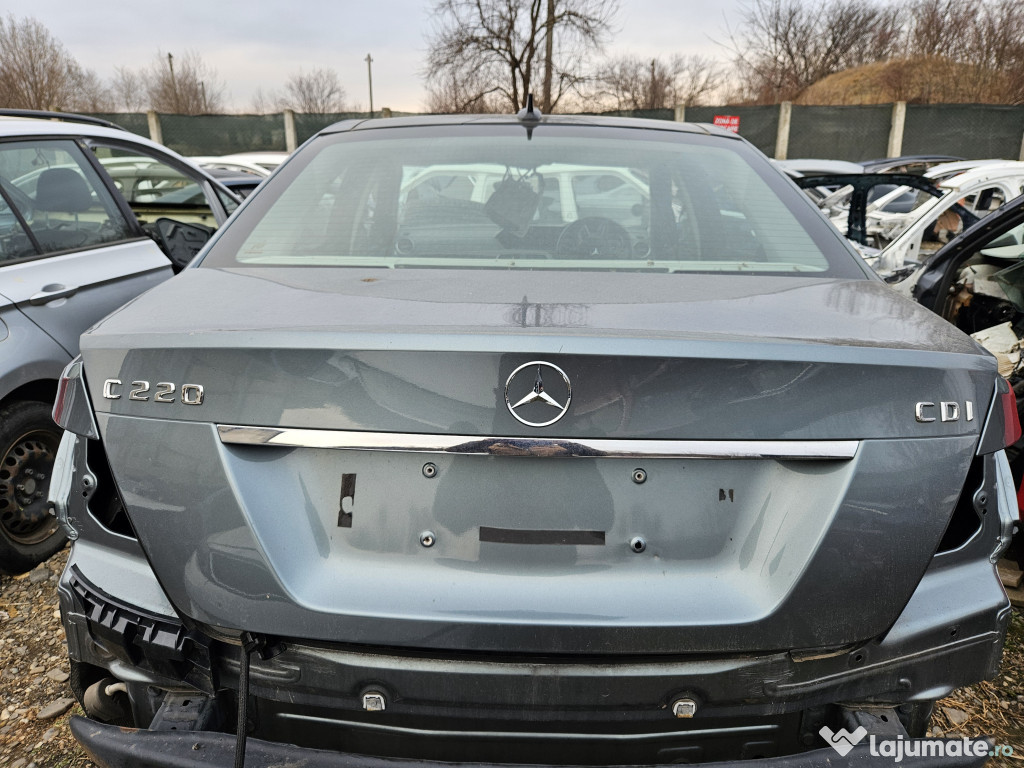 Hayon Mercedes C-Class W204 2012