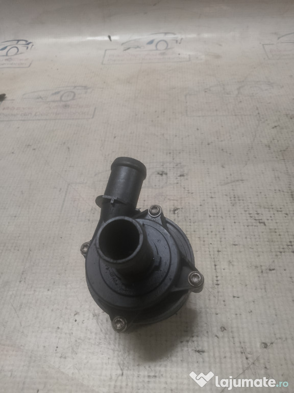 Pompa recirculare apa Volkswagen Passat B8 2.0 2015