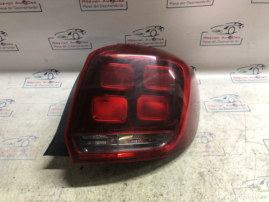 Stop dreapta aripa Dacia Sandero 2017