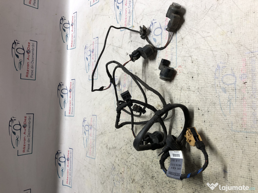 Senzori parcare spate plus instalație Audi A5 2013