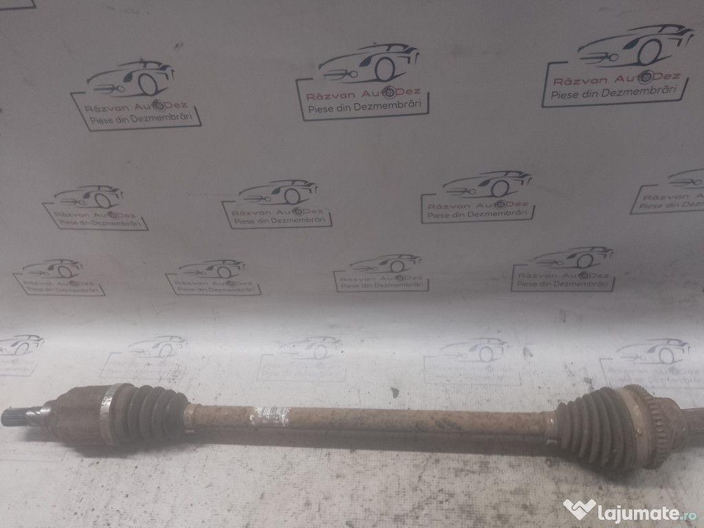 Planetara dreapta spate Dacia Duster 2013