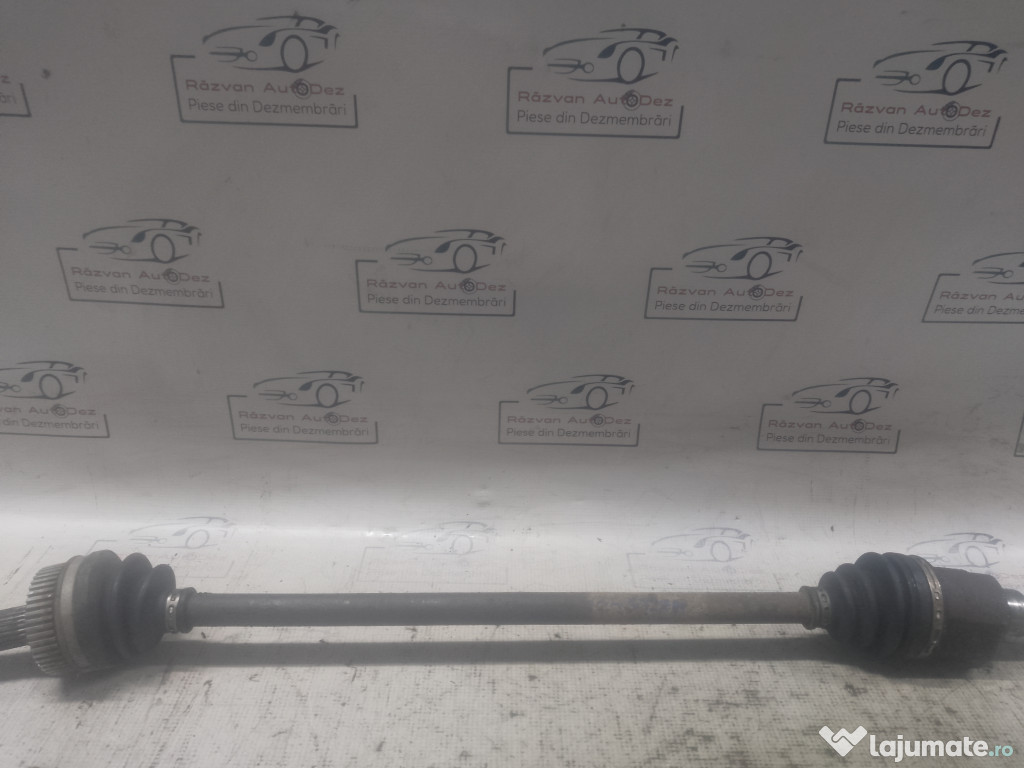 Planetara stanga spate Nissan X-Trail 2015