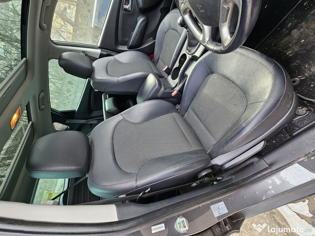 Interior Complet Piele Și Material Textil Hyundai ix35 2012