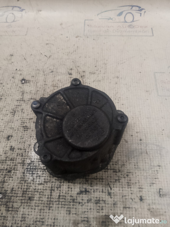 Pompa vacuum Mercedes C-Class 2011