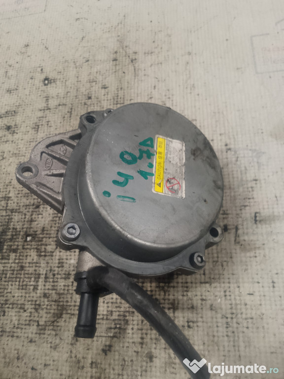 Pompa vacuum Hyundai I40 1.7 Motorina 2013