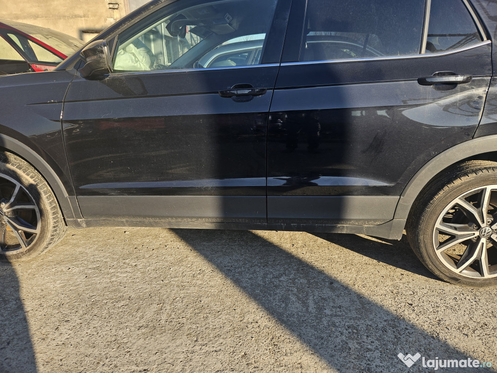 Prag stanga plastic Volkswagen T-CROSS 2021