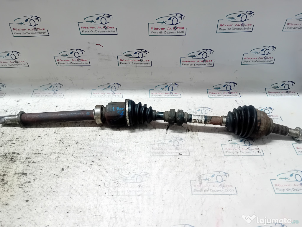 Planetara dreapta fata Nissan Pulsar 1.2 Benzina 2014