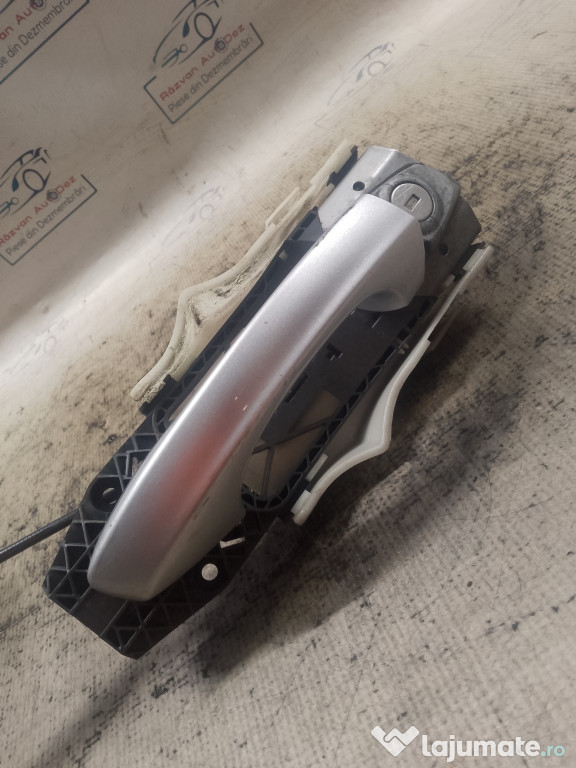 Maner exterior dreapta fata Skoda Superb 3 2015